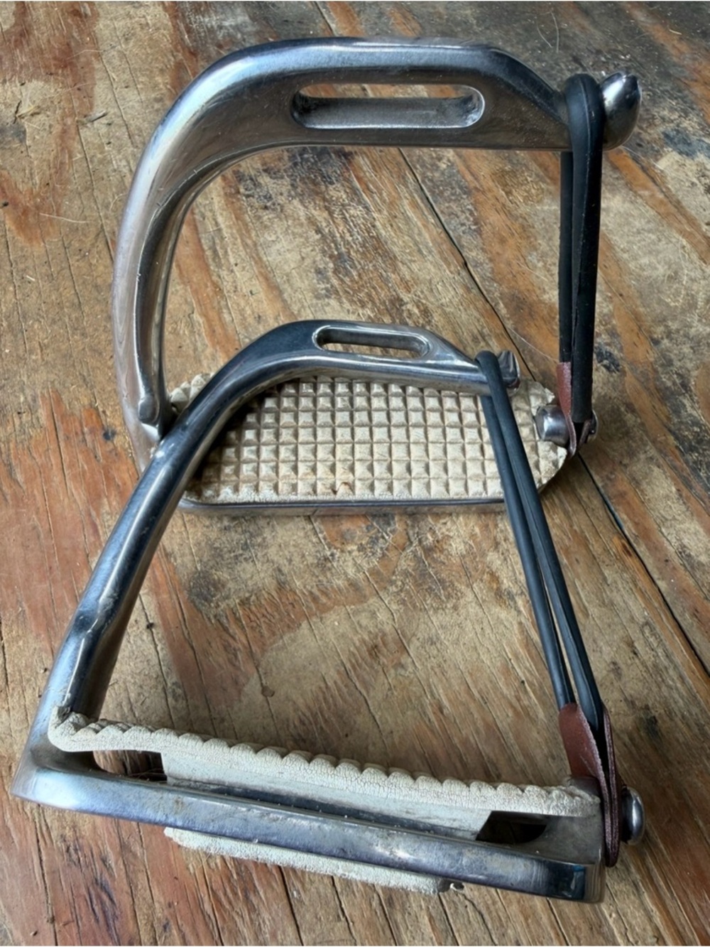 4.5” peacock irons
